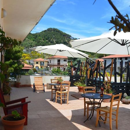 Gea Etna Apartment&Rooms Николози Екстериор снимка